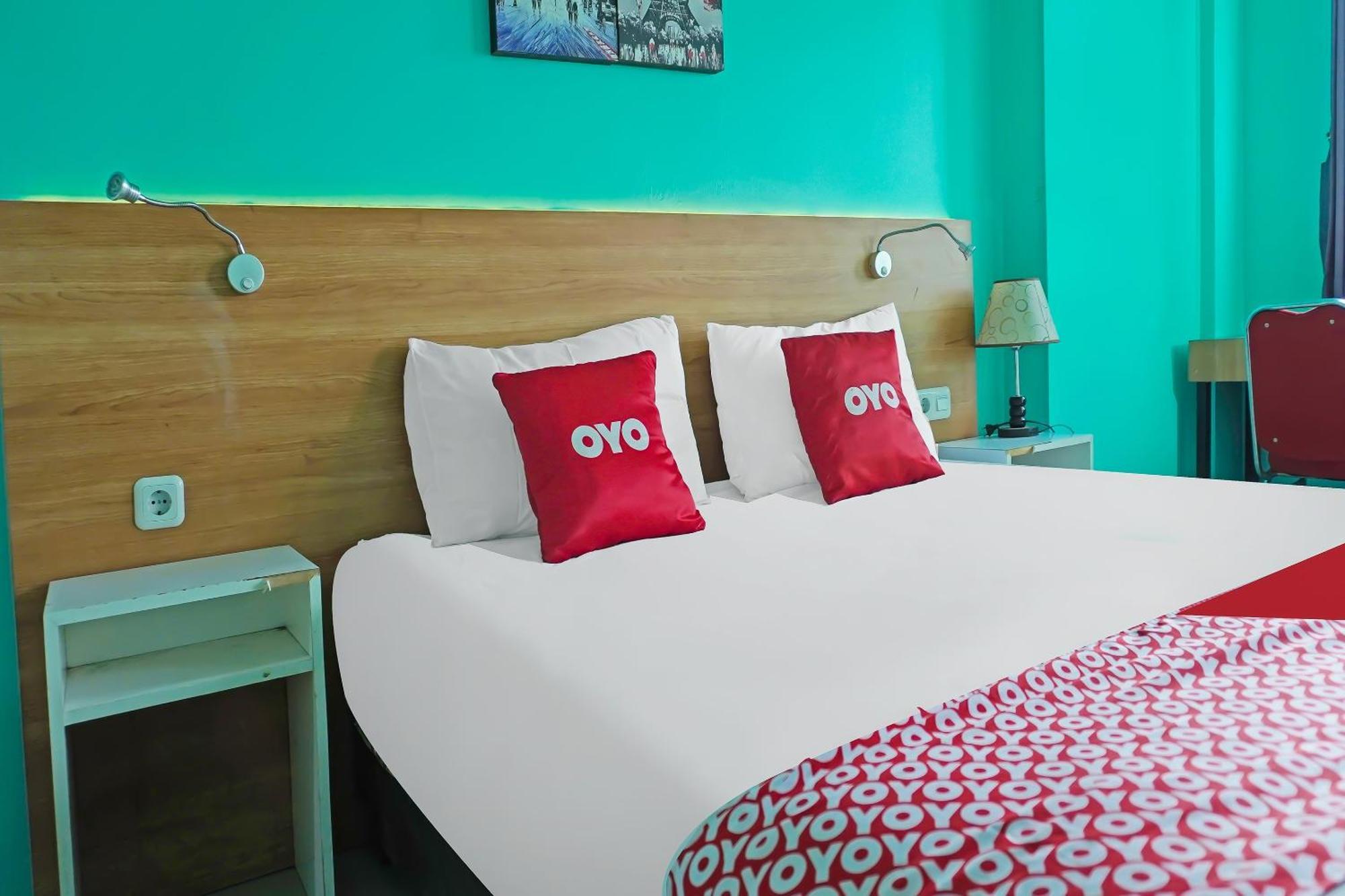 Oyo 90391 Gkitroom Karawang Luaran gambar